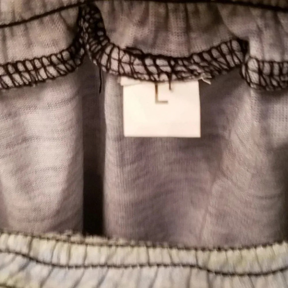 Off the Shoulder Print Top - Picture 5 of 5